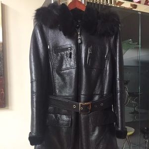 Beautiful leather coat with black fox